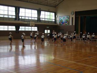 DSCF0540（体育館4年）_R.JPG