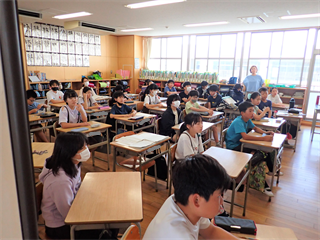 P6308208_R.PNG