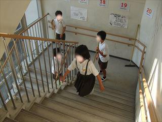DSCF2024　大掃除_LI_R.jpg