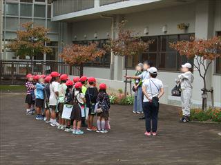 DSCF2502２年町たんけん_LI_R.jpg
