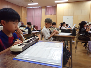 P6178004_R.PNG