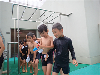 P6238113_R.PNG
