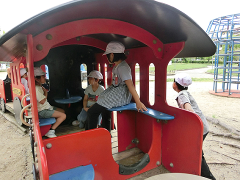 ①公園たんけん４.png
